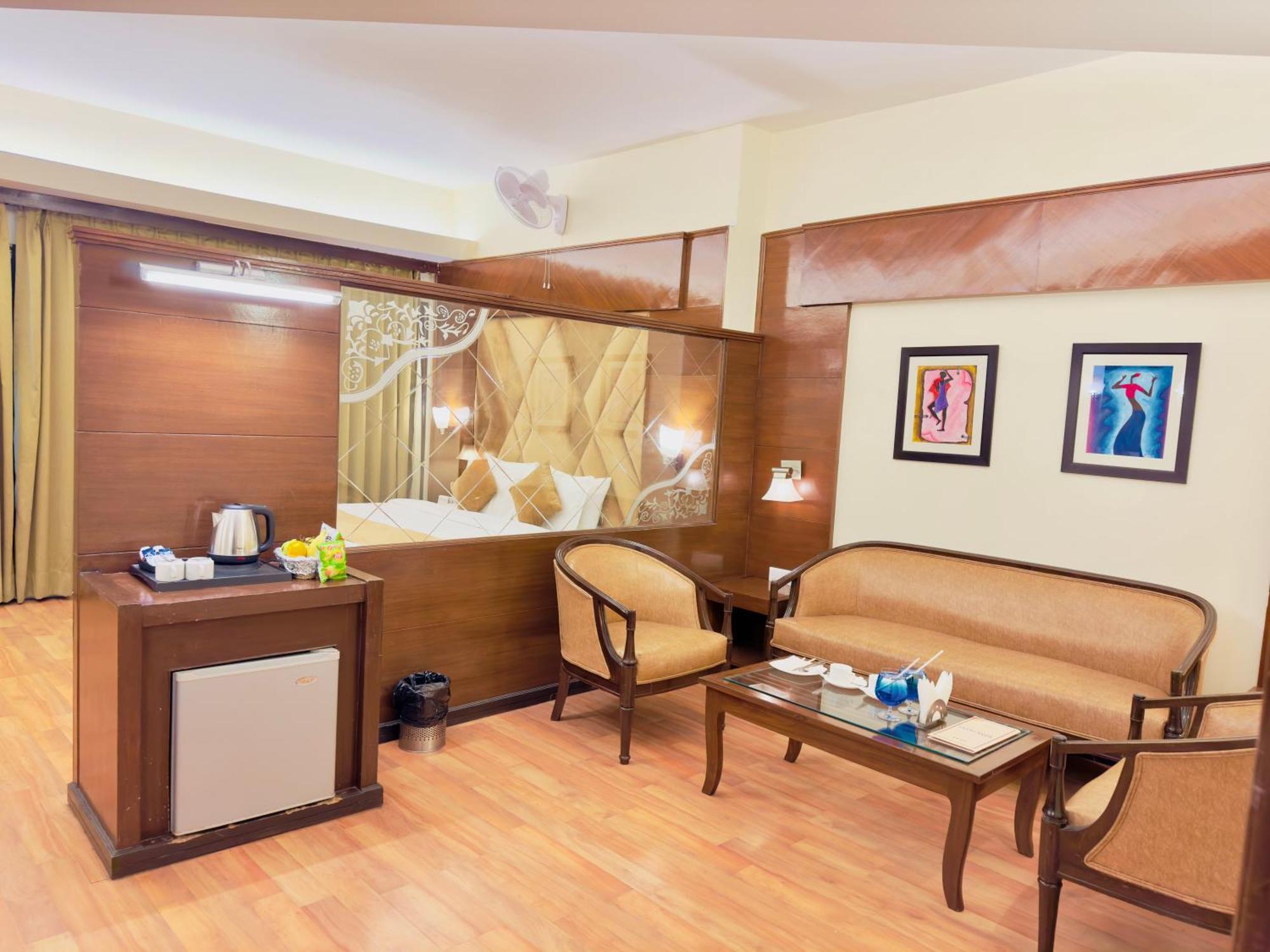 River Grand View Resort And Spa Manali - A River Side Property Exterior photo